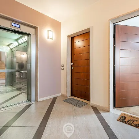 Carla's - Wonderful Location Apartment *