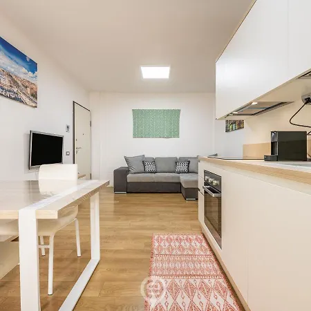 Carla's - Wonderful Location Apartment